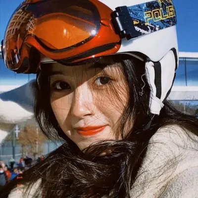 三五成群